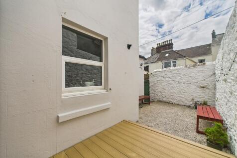 CAM02089G0-PR0541...