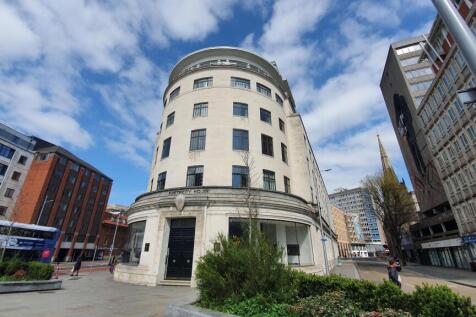 ** Zero Deposit Guarantee Available **
**UNDERGROUND PARKING** **FURNISHED** - Prestigious apartment located in Electricity House with an allocated underground parking space and finished to a very hig