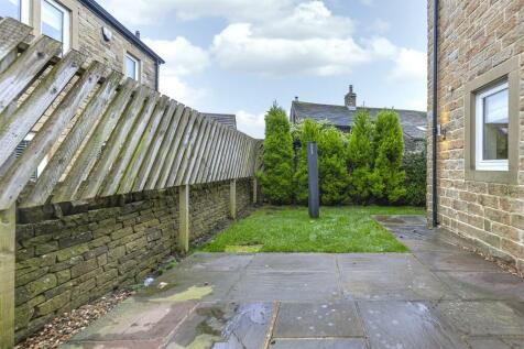 Bramleys Estate Agents - Beech Court - Farnley Tya