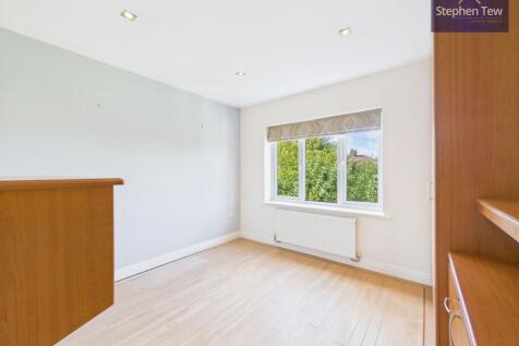 Dressing Room / Bedroom 5