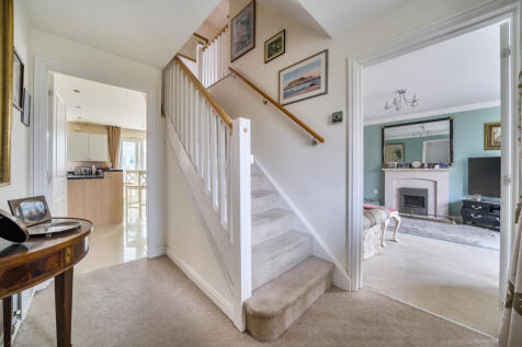 1383461-9-6928818...