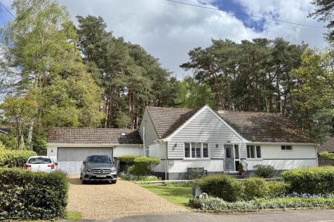 4 bed chalet home