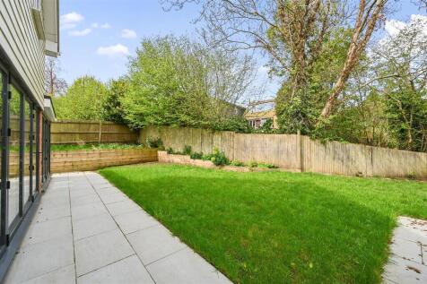 2 THE RUSSETTS - TN377FA (4).jpg