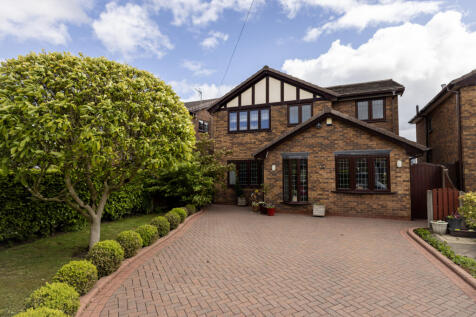Three / four Bedroom extended Detached for Sale