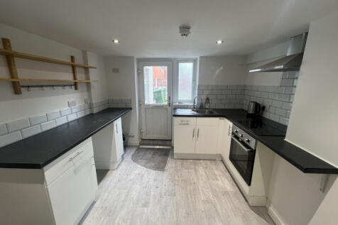 Flat 2, 38 Fishergate Hill