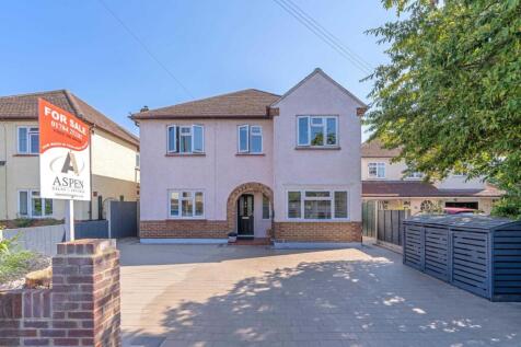 36, Fontmell Park, Ashford TW15 2NW-4.jpg