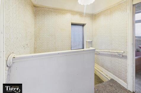 CAM02176G0-PR0765...