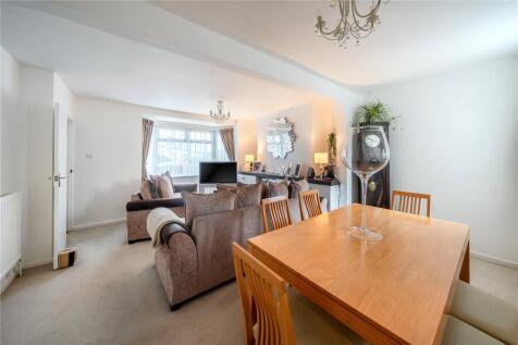Sitting/Dining Room