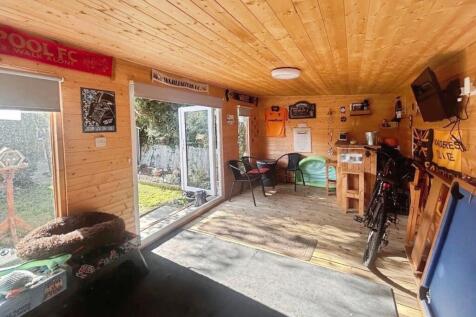 Summer house