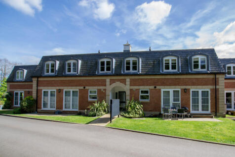 High end select gated development - Very special