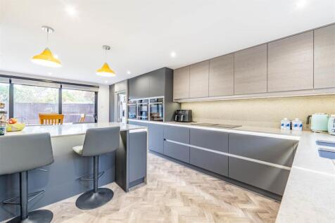 Kitchen/Sitting Room