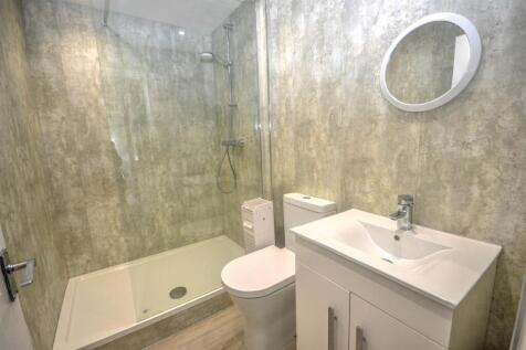 Bedroom One En Suite