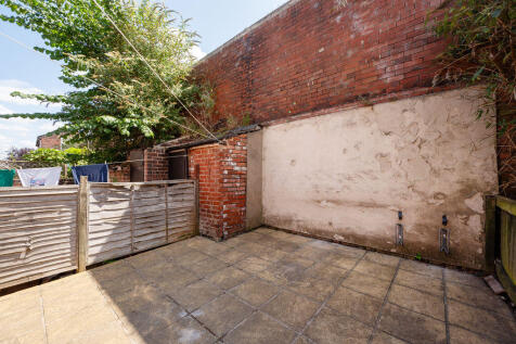 Courtyard Garden