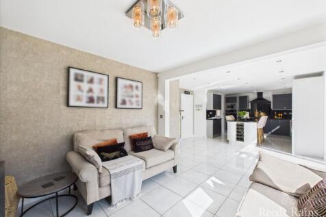 Kitchen/Dining/Famil