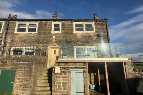 2 Bedroom House in BD13 3SY