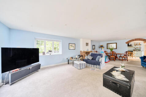 Annexe - Living Room