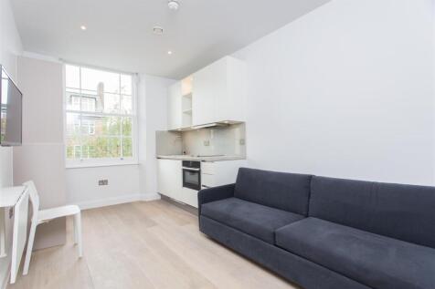 VIDEO TOUR We are delighted to offer a 1st Floor Luxurious Studio situated in an attractive Victorian House Conversion located on one of the most sought-after roads in the area. The Studio is finished