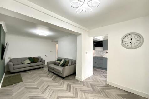 open plan living/din