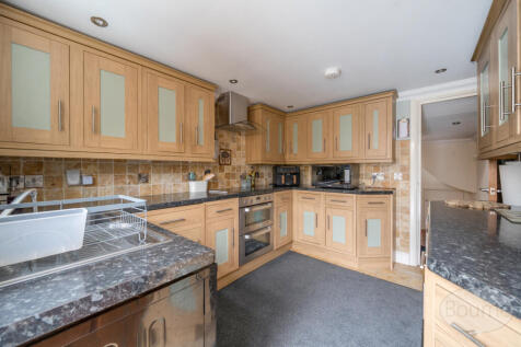 eb1b0c4f-5da7-4e9...