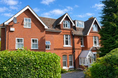 1 Bedroom Flat in BH4 9HW