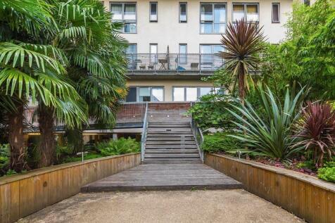 Property Image 11