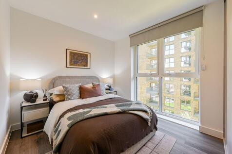 LONG LET. In the delightful Kidbrooke village, this immaculate 2 bedroom apartment offers an excellent modern living space; featuring an open-plan layout, large balcony, a sleek contemporary design an