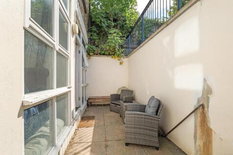 Garden Patio.JPG
