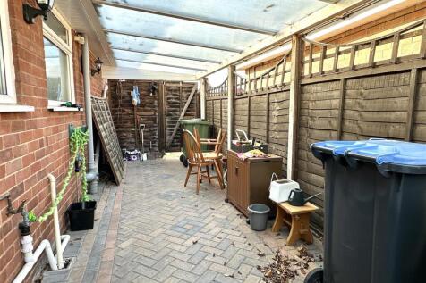 covered car port