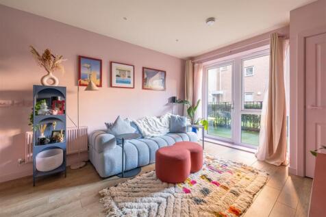 High Road Leyton, E10