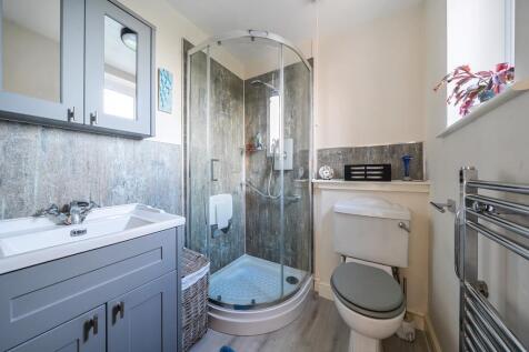 Annex Shower Room