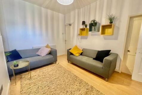 4 Bedroom House in CH1 4JT