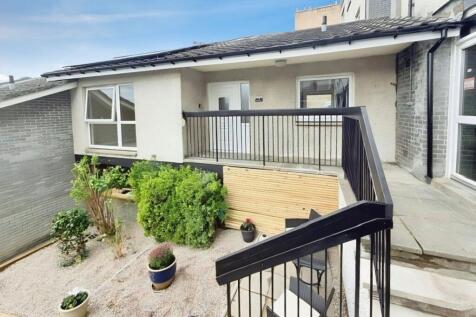 1 Bedroom Terraced in PH2 7HN