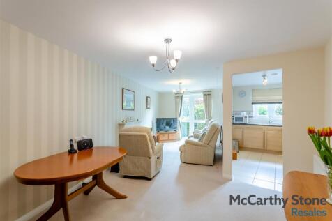 8690452-interior11.jpg