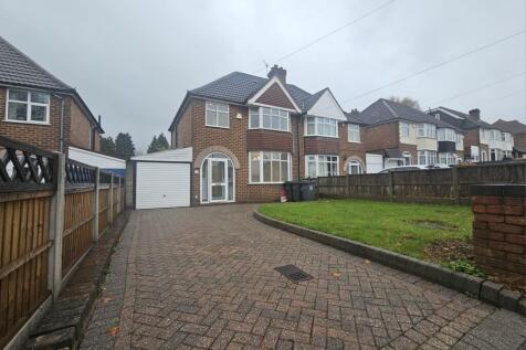 ***ANNUAL INCOME MUST BE IN EXCESS OF £25,000 PA*** ***VIDEO TOUR & FLOOR PLAN AVAILABLE*** - (Please enquire to view the virtual tour) The lettings team at Great Barr Shipways are pleased to present