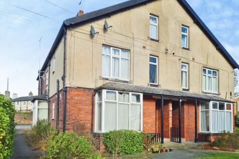 AVAILABLE 12TH AUGUST | FULLY FURNISHED | WELL PRESENTED A well-presented one double bedroom apartment situated on Vesper Road in the popular area of Kirkstall, conveniently located close to local bus