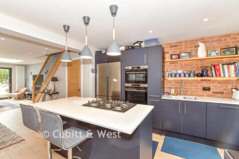 Lounge/Kitchen/ Dining Room
