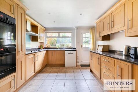 100426_95 Westgate Guiseley  (12) - Copy_low.jpg