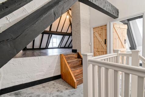 42 Riverside -15.jpg