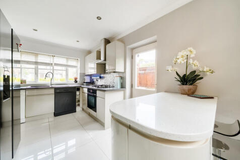 1330752-2-689082b...