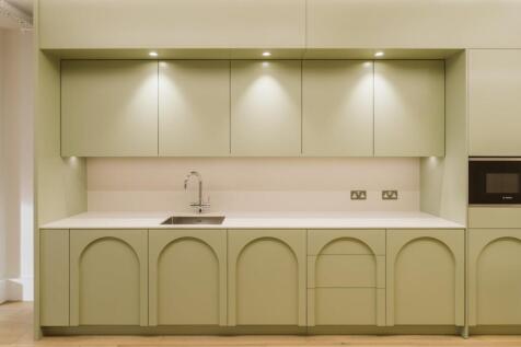 241220 18 Clerkenwell Close52.JPG