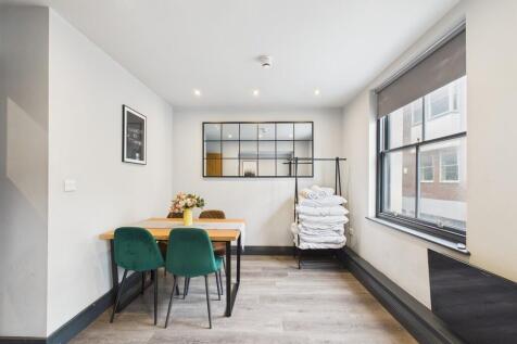 CAM03519G0-PR0373...