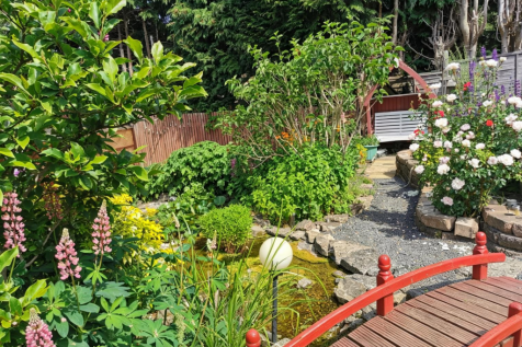small red bridge.png