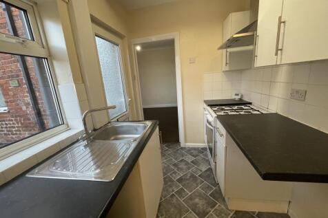 Further Kitchen