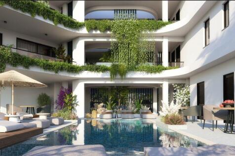 Apartments & Pool -