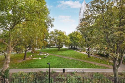 ZERO DEPOSIT AVAILABLE. LONG LET. This gorgeous one bedroom apartment presents charming and airy interiors within reach of local amenities and Elephant and Castle station. It presents bright interiors