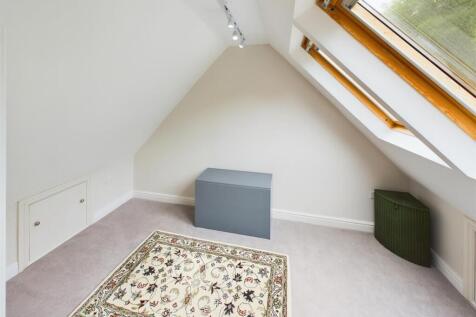 CAM02570G0-PR0020-ST