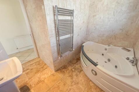 tlc_82d2d737-73f2-4e9b-9242-10cf3aedccf9_0391242.j