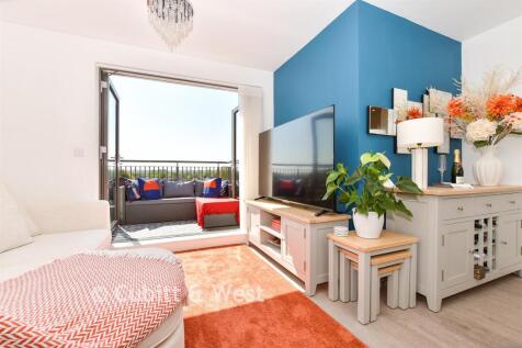Living Room / Kitchen / Diner