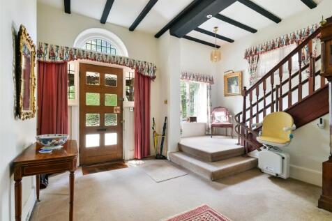 WALTON HEATH COTTAGE- (3).jpg