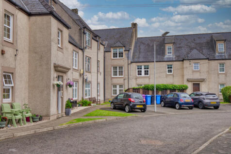 2 Bedroom Upper Flat
